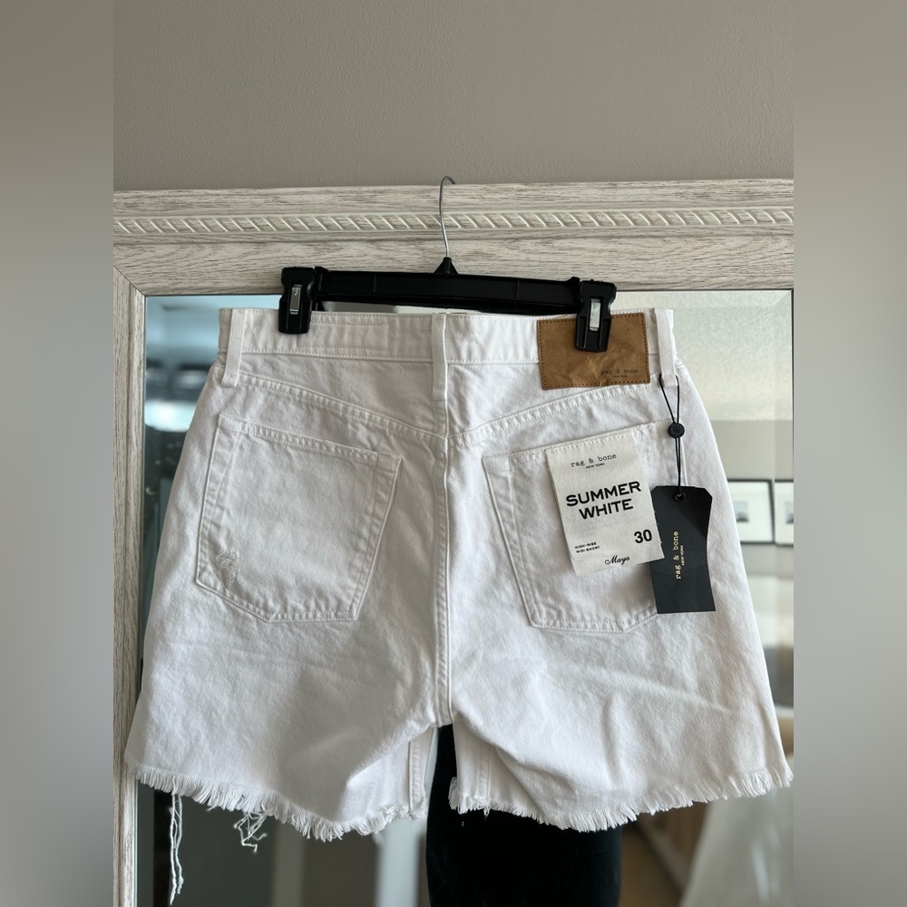 Rag & Bone White Midi Shorts (NEW with tags)